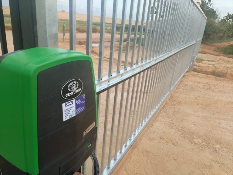gate motor repairs paarl wellington garage door operator repair electric fence installation intercom system service, alarm security system, home and business automation access control product prices Riebeek Malmesbury stellenbosch franschhoek cape Town Western cape CCTV camera